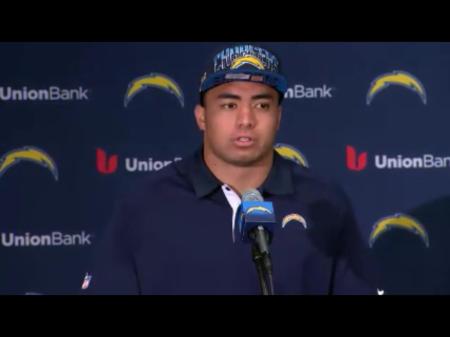 "The best leaders are the best servants." - Manti Te'o