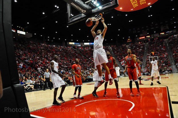 Mandatory Photo Credit: Tony Amat